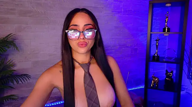 Cupcake_Izzy Live XXX-Chat