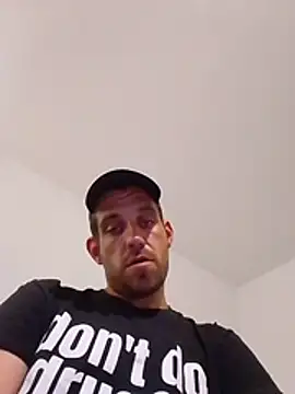 Codymc89's Live XXX Chat