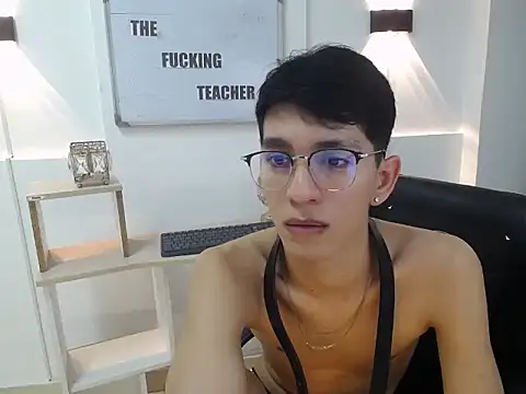 Živý XXX chat Nicolas_Rosenthal