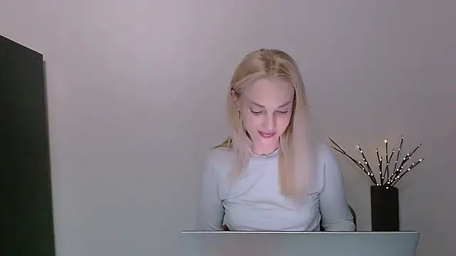 Živý XXX chat Lia_noo_regrets