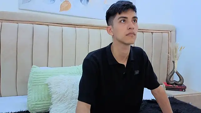 Julian_Carusso live XXX chat