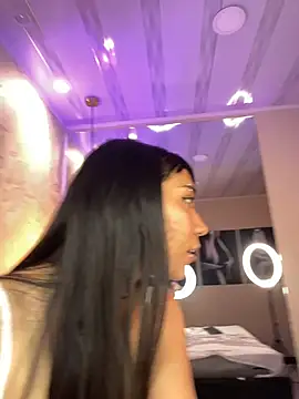 LaylaJames Live XXX-chat