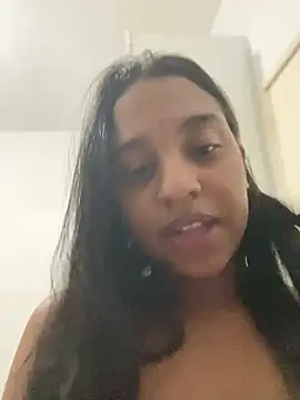 Chat +18 de Lopezinhavip ao vivo