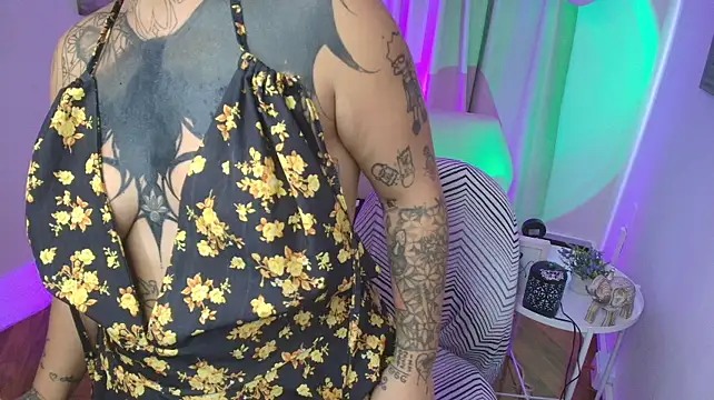 lena_w_ Chat XXX Ngoại tuyến
