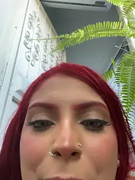 GiaRedd Live XXX-chat