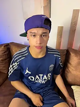 Dominik_Souza Chat XXX live