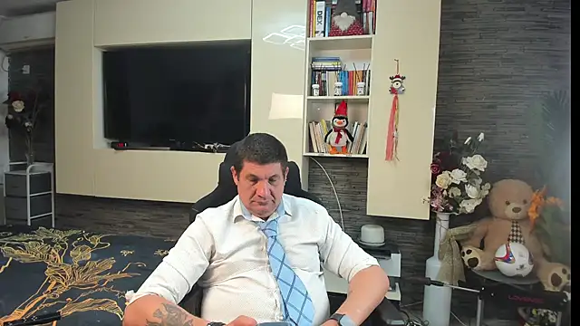 دردشة SpartacusDaddy48 الجنسية المباشرة