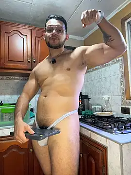 Онлайн чат XXX Marco_Vega