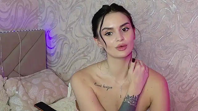 MilaaSweety's Live XXX Chat