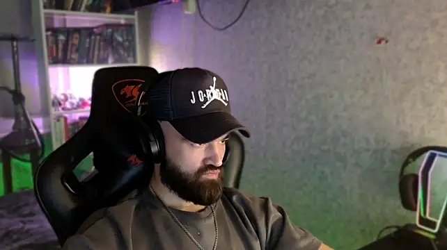 Chat +18 de _Serious_Man ao vivo
