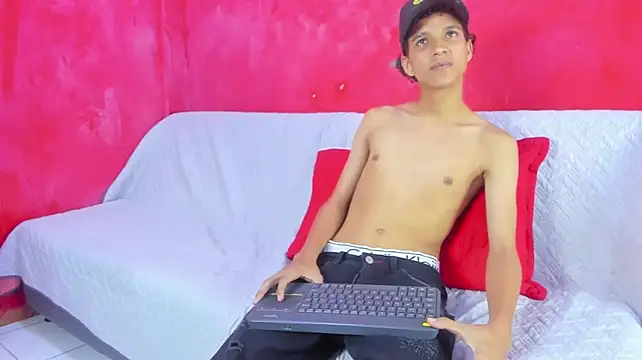 Онлайн чат XXX AXEL_DESIRE