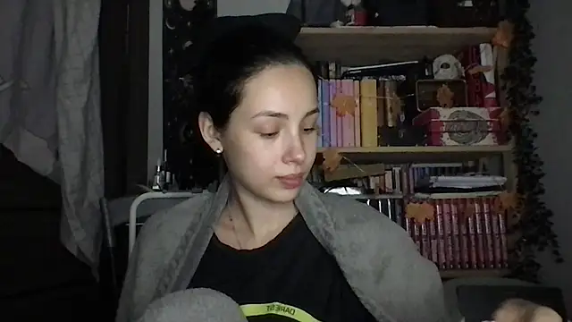 Yuna5343's Live XXX Chat