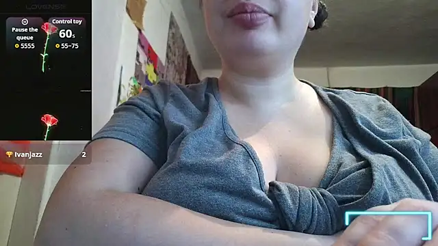 Cora_Maro Chat XXX in diretta