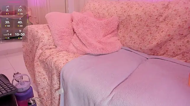 Lia-Monroe Live XXX-chat