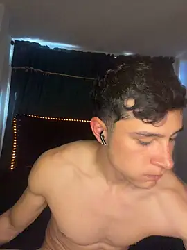 AustinJones_ élő XXX-chatje