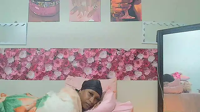 Chat XXX en directo de EnchantingLisa