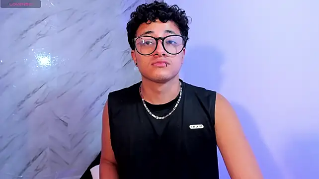 Adonibaskerville4 Live XXX-chat