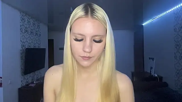 MildredGuckes Live XXX-chat