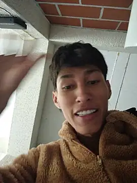 Chatroom XXX en direct de daniel_X18X