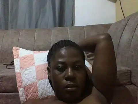 Shirlyne07 Live XXX-chat