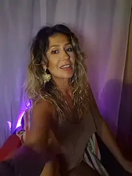 Czat XXX na żywo – CelynaRoss