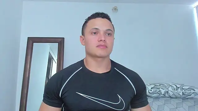 KingLevi01 webcam show