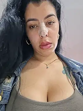 Luianna live XXX chat