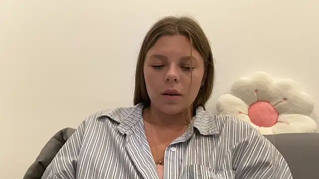 AmieLendor – Naživo XXX chat