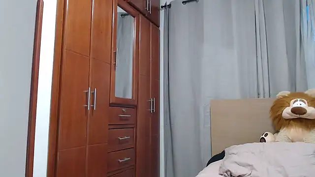 Ann_y élő XXX-chatje