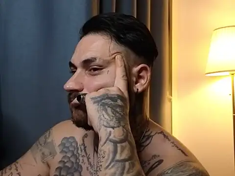 Chatroom XXX en direct de ReyPontiProd