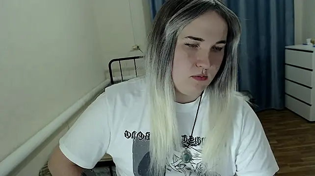 EvaMiron Live XXX-chat