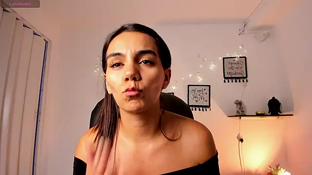 martina_mancini Adlı Modelin Canlı XXX Sohbeti