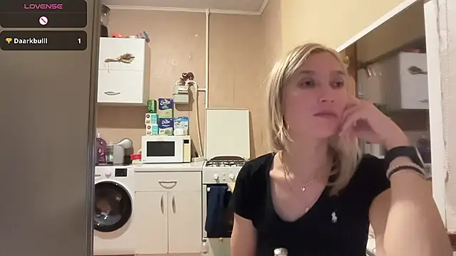AngelJeni Chat XXX live