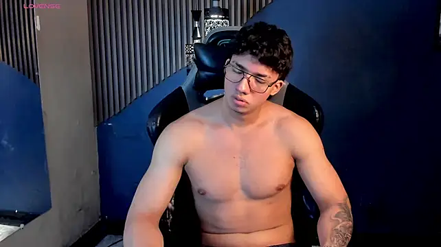 Chatroom XXX en direct de Axxel_Muscle