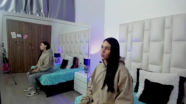 Ariana_rouse Live XXX-chat