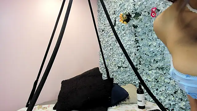 Angel_Alba_ Live XXX-chat