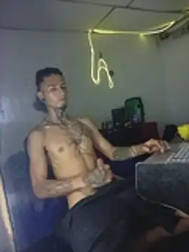 Tattoboy19cm Live XXX-chat