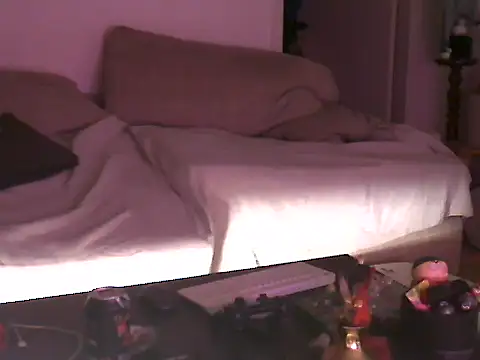 B-A-M-B-I Live XXX-chat