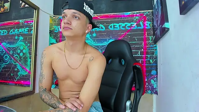 Apolo_Blessed's Live XXX Chat