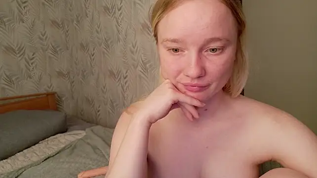 Shawty_Mia Adlı Modelin Canlı XXX Sohbeti