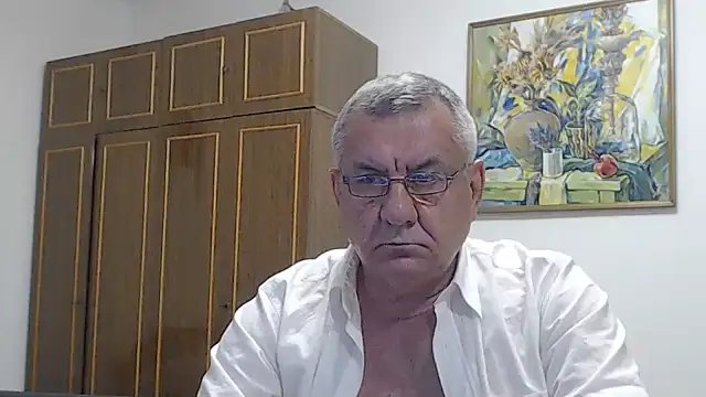 machomale3 Adlı Modelin Canlı XXX Sohbeti