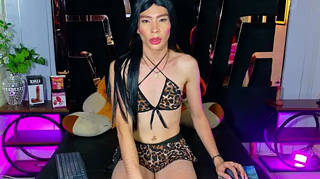 Thamara_Robertss Live XXX-chat