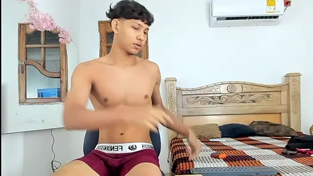nedye_rouss: онлайн-секс-чат