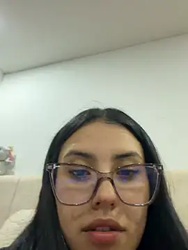Victoria_alson 现场XXX聊天