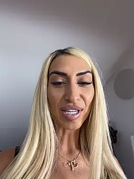 Онлайн чат XXX KelseyJunes