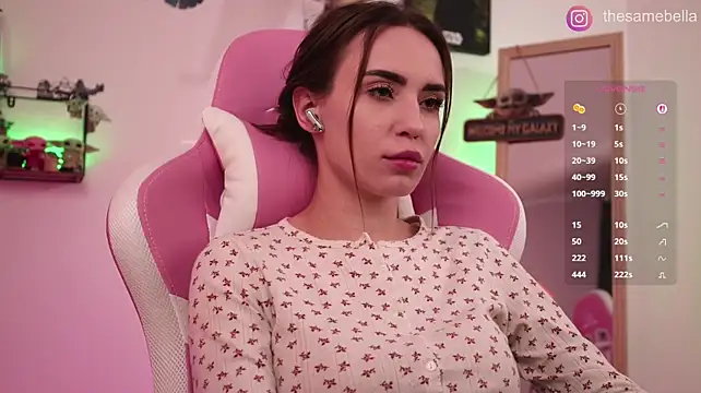 -BabyYoda Live XXX-chat