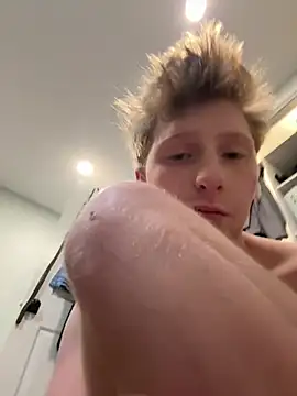 Novvikk88's Live XXX Chat