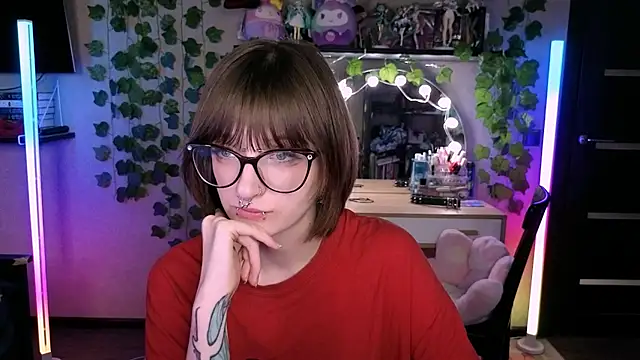 XXX chat uživo modela Lily_Arden