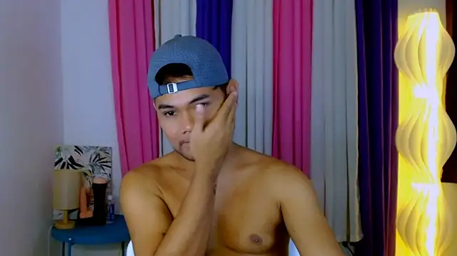 _xxcocksuckern Live XXX chat