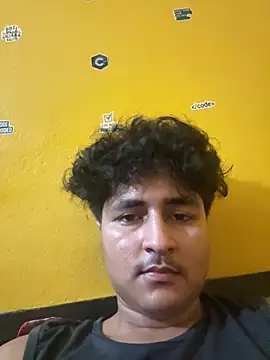Chat +18 de cannonWithMuscles ao vivo